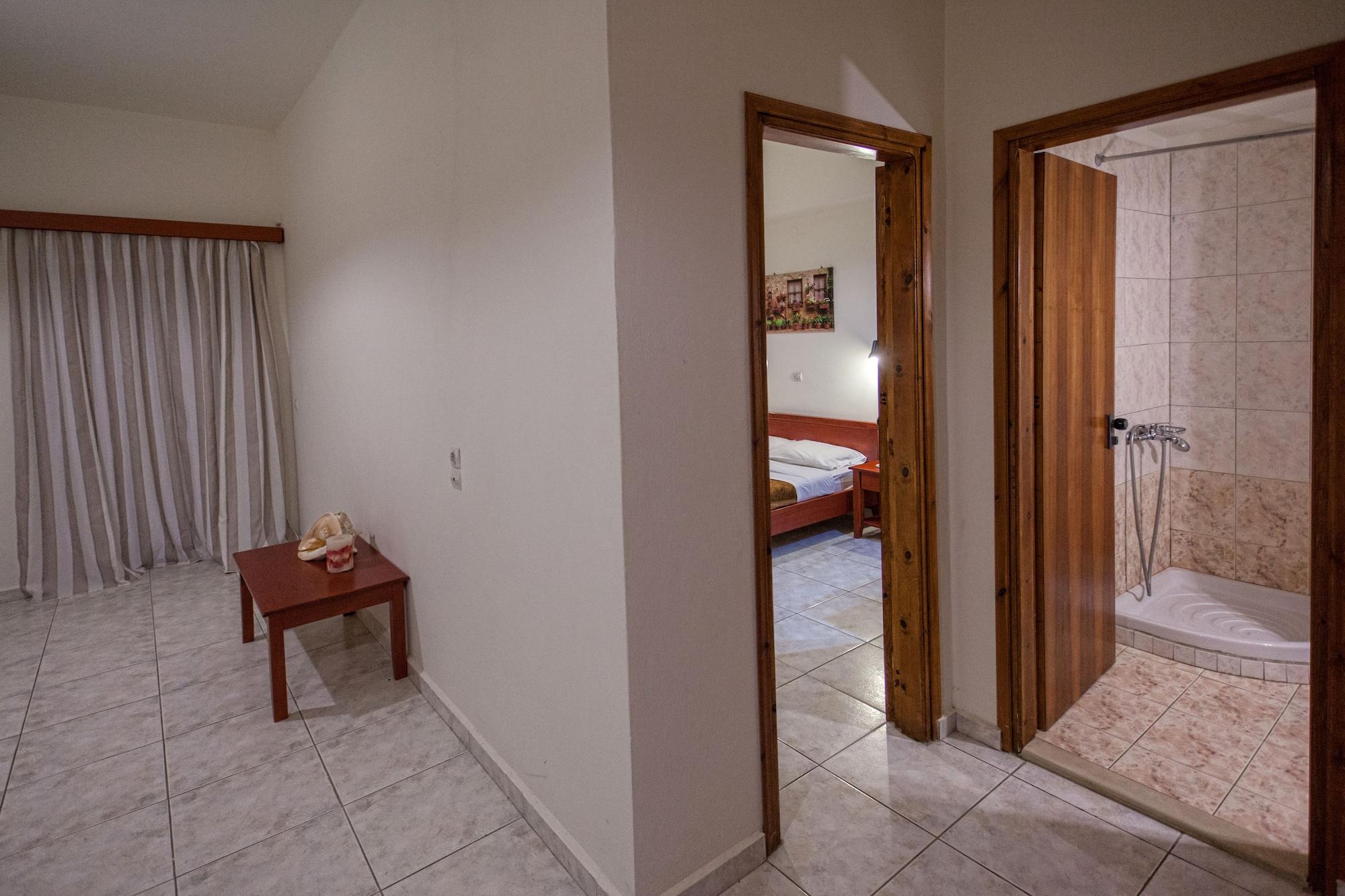 Ammoudi Hotel Damnoni Dış mekan fotoğraf