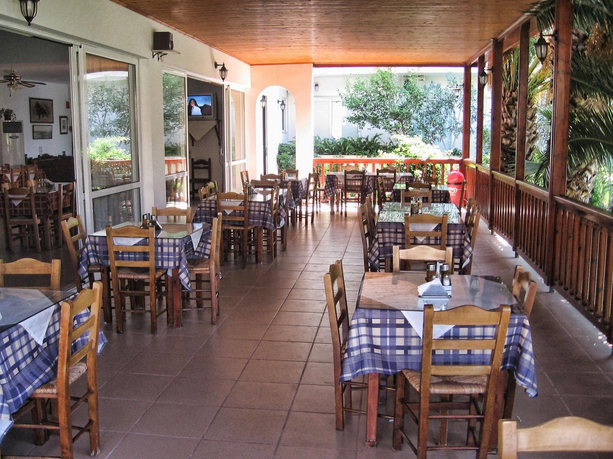 Ammoudi Hotel Damnoni Dış mekan fotoğraf